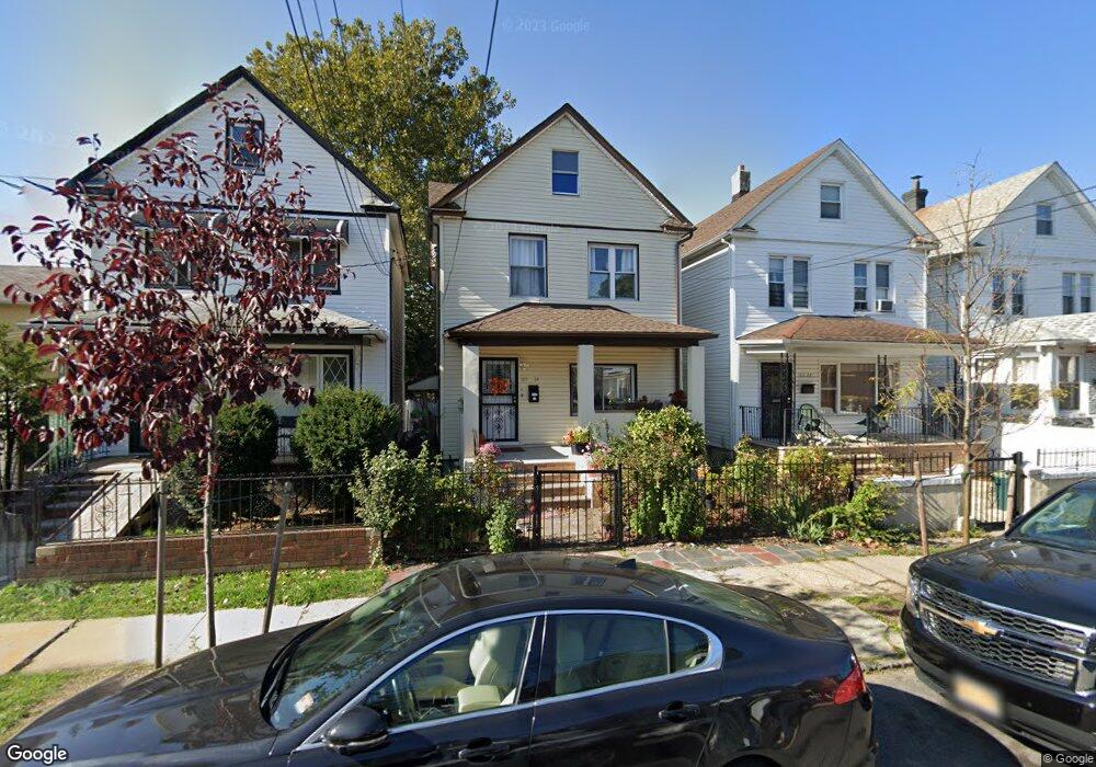 10324 170th St, Jamaica, NY 11433 - photo 1