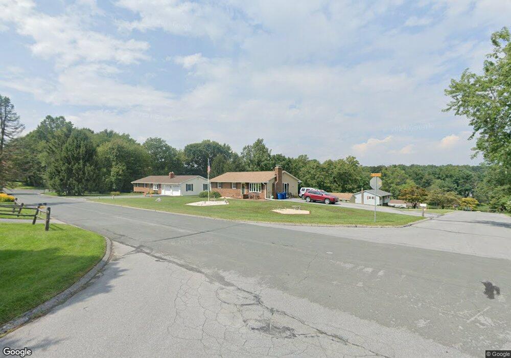 4 Roosevelt Rd, Sykesville, MD 21784 - photo 1