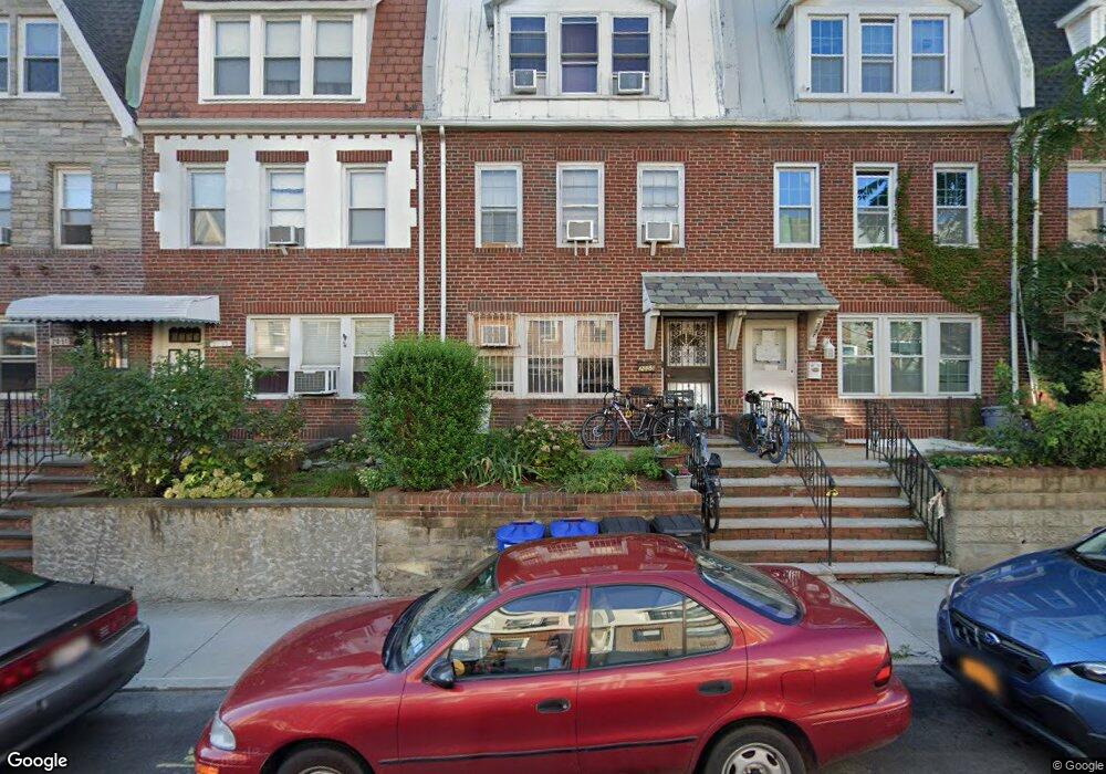 2055 32nd St, Astoria, NY 11105 - photo 1