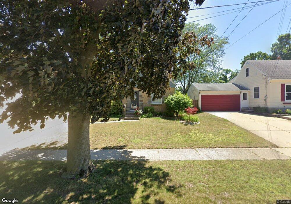 1114 Ecklund St NE, Grand Rapids, MI 49505 - photo 1