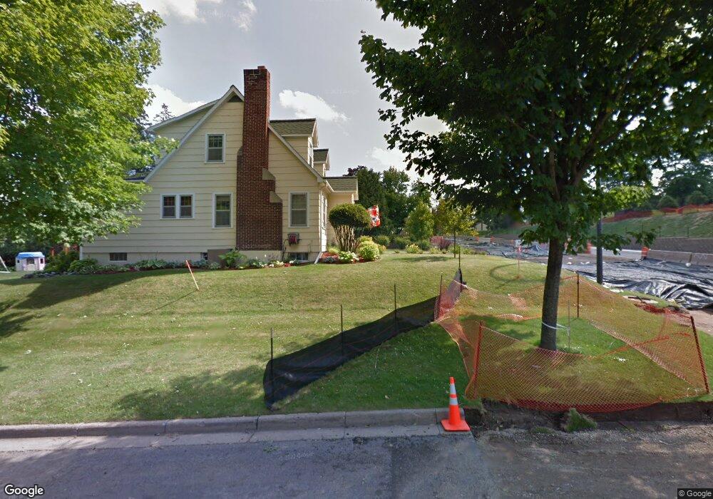 10 SE 2nd St, Grand Rapids, MN 55744 - photo 1