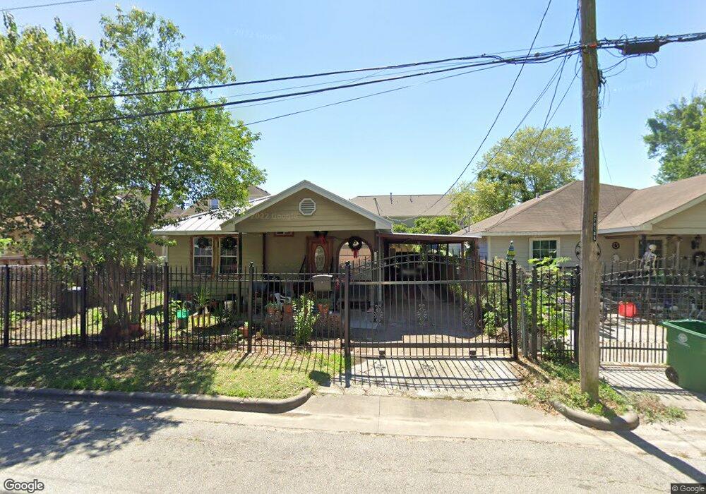 1734 Redwing Ridge Dr, Houston, TX 77009 - photo 1