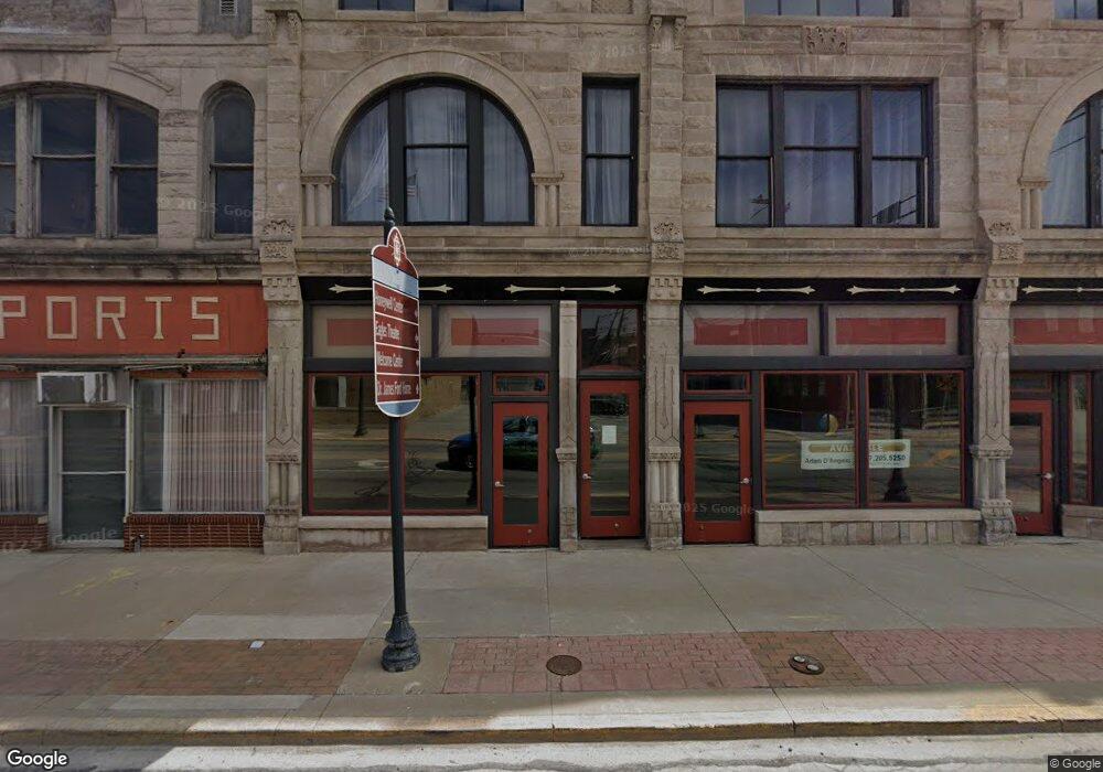 231 S Wabash St, Wabash, IN 46992 - photo 1