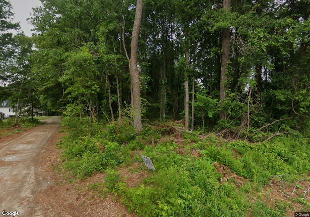 204 Hammett Cir, Sharpsburg, GA 30277 - photo 1