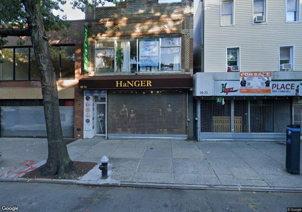 3074 Steinway St, Long Island City, NY 11103 - photo 1