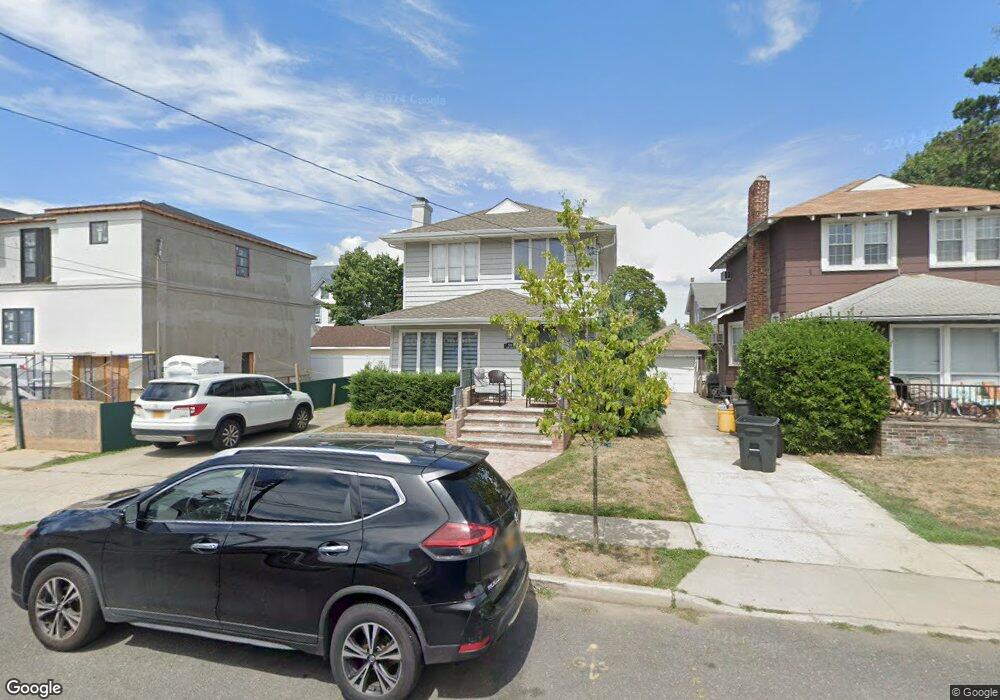 570 Grant Place, Cedarhurst, NY 11516 - photo 1