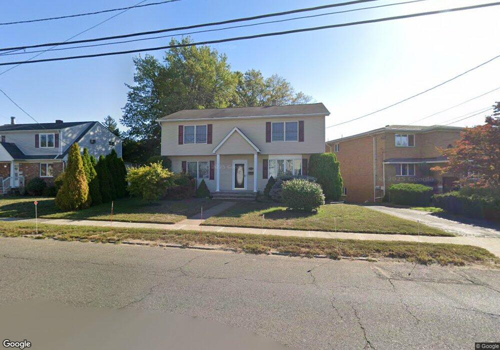 736 Saddle River Rd, Saddle Brook, NJ 07663 - photo 1