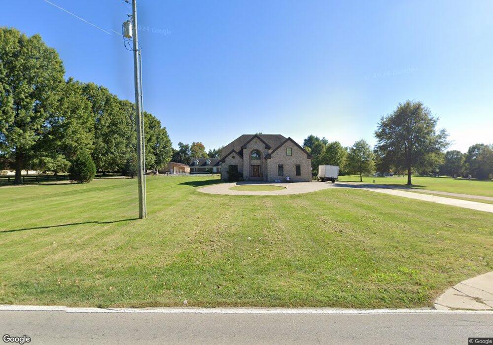 5408 E Manslick Rd, Louisville, KY 40219 - photo 1