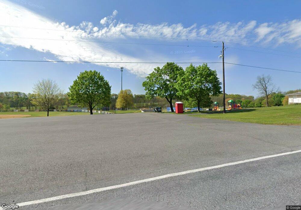 702 Onyx Cave Rd, Hamburg, PA 19526 - photo 1