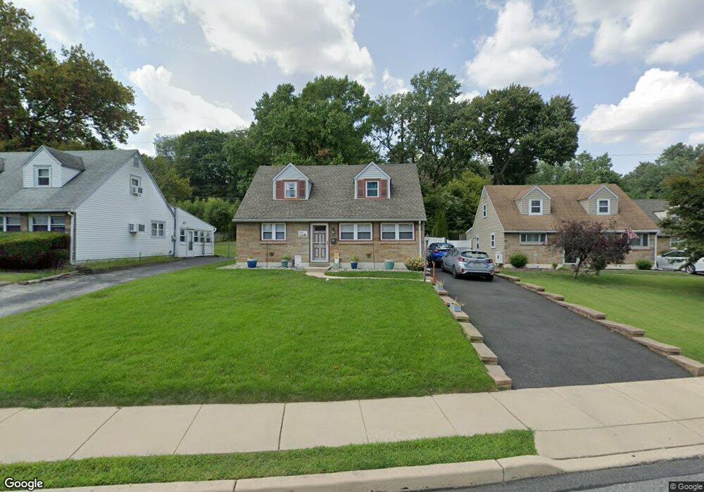 2415 Secane Rd, Secane, PA 19018 - photo 1