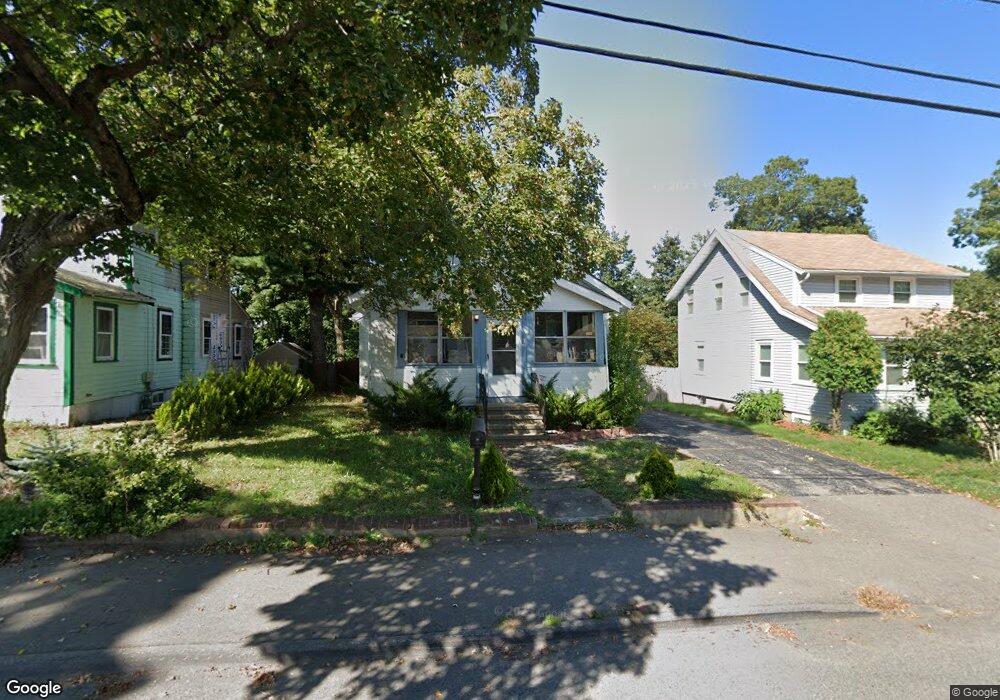 21 Vesey Rd, Randolph, MA 02368 - photo 1