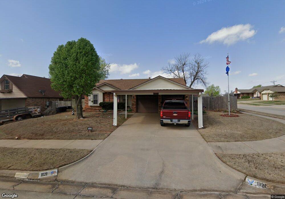 1121 Zachary Dr, Moore, OK 73160 - photo 1