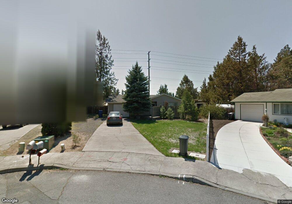 947 SE Polaris Ct, Bend, OR 97702 - photo 1