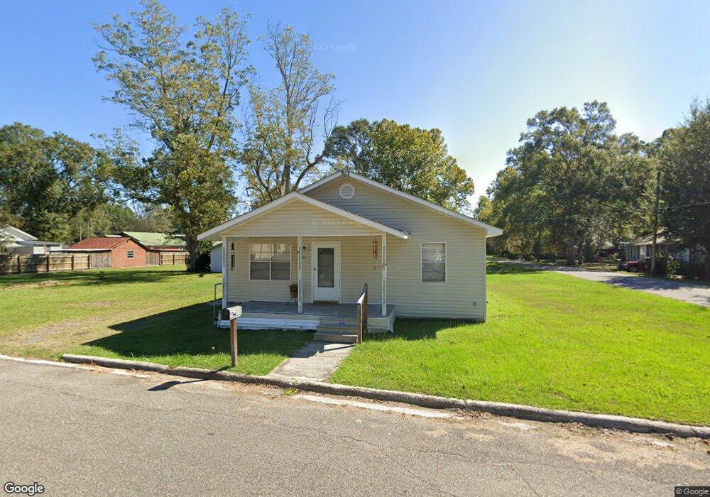 119 S Steele Ave, Picayune, MS 39466 - photo 1