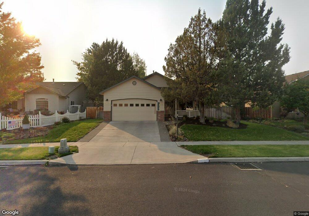 319 SE Soft Tail Loop, Bend, OR 97702 - photo 1