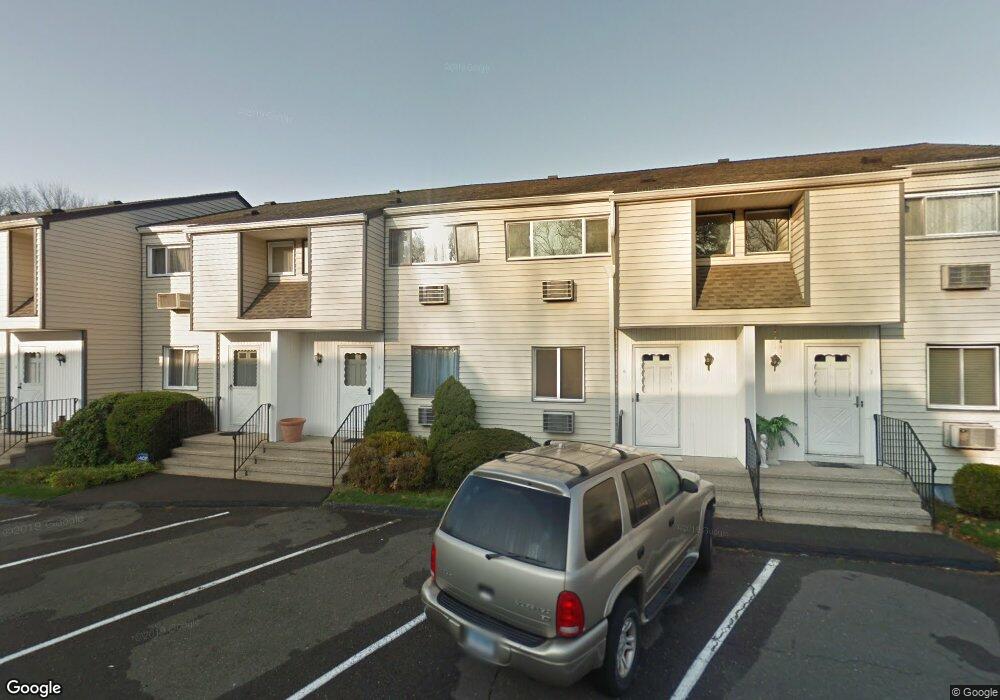 16 Donna Dr unit 24, Norwalk, CT 06854 - photo 1