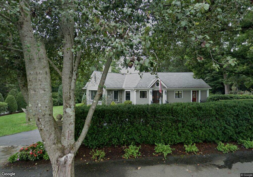 81 Vista Ave, Auburndale, MA 02466 - photo 1