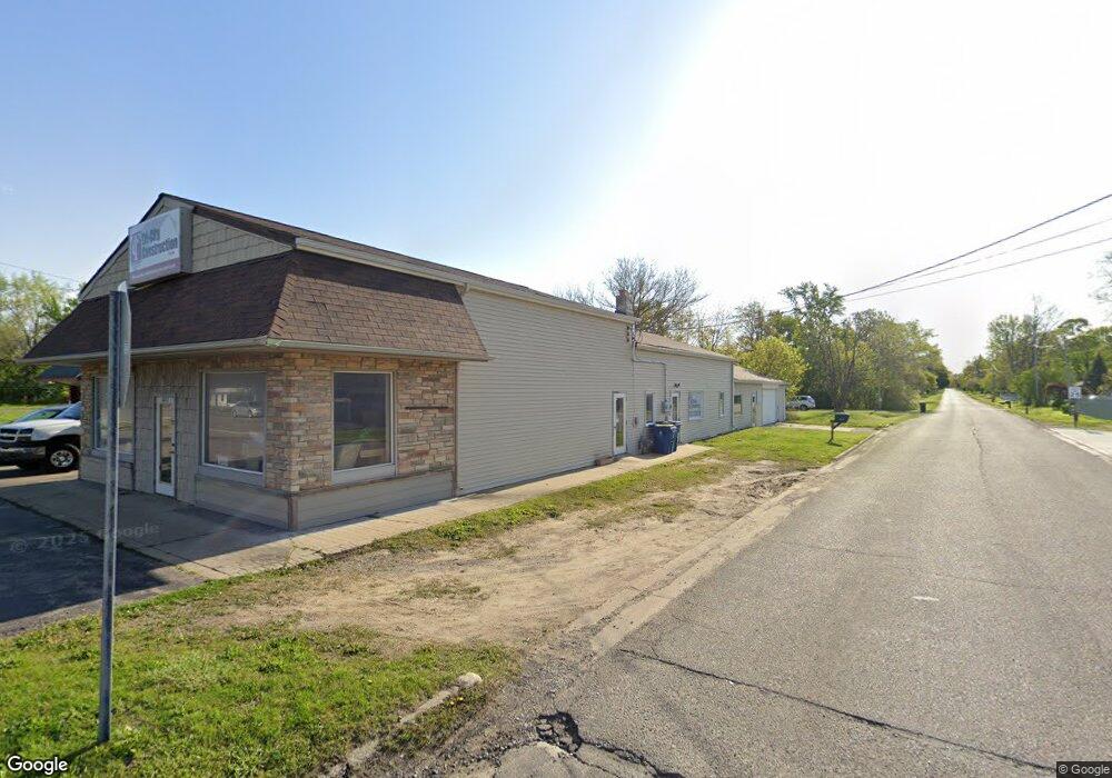 5417 Fenton Rd, Flint, MI 48507 - photo 1