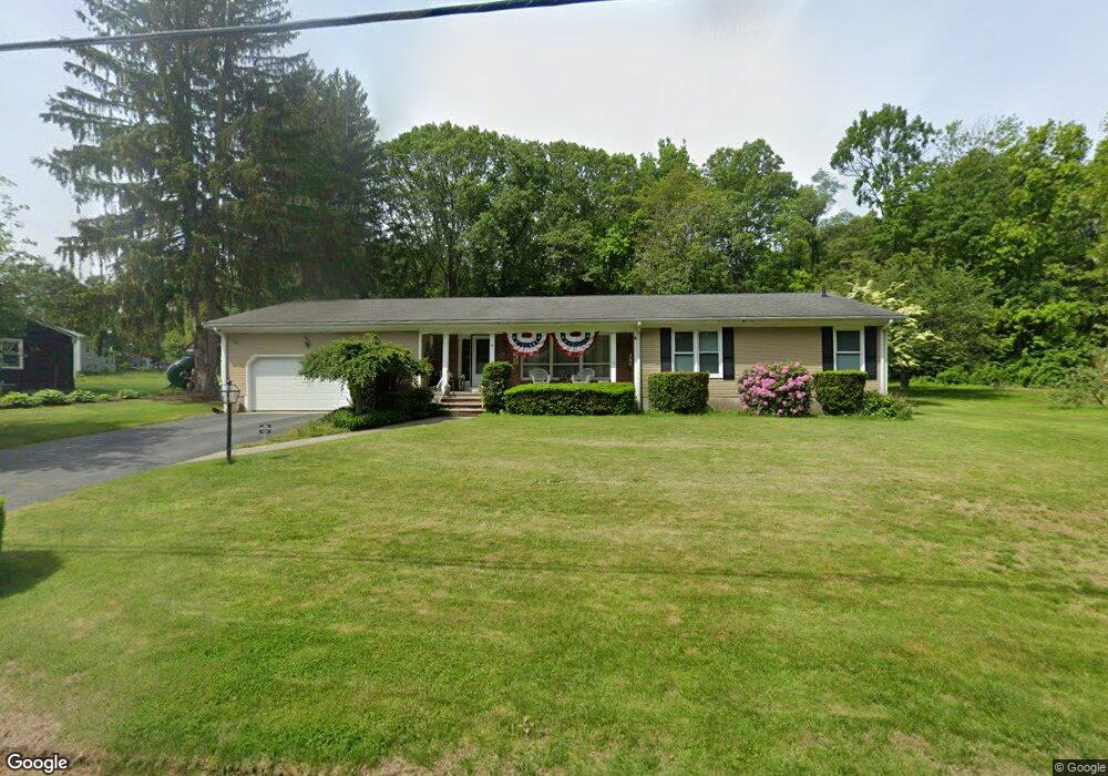 4 Roger Williams Dr, Greenville, RI 02828 - photo 1