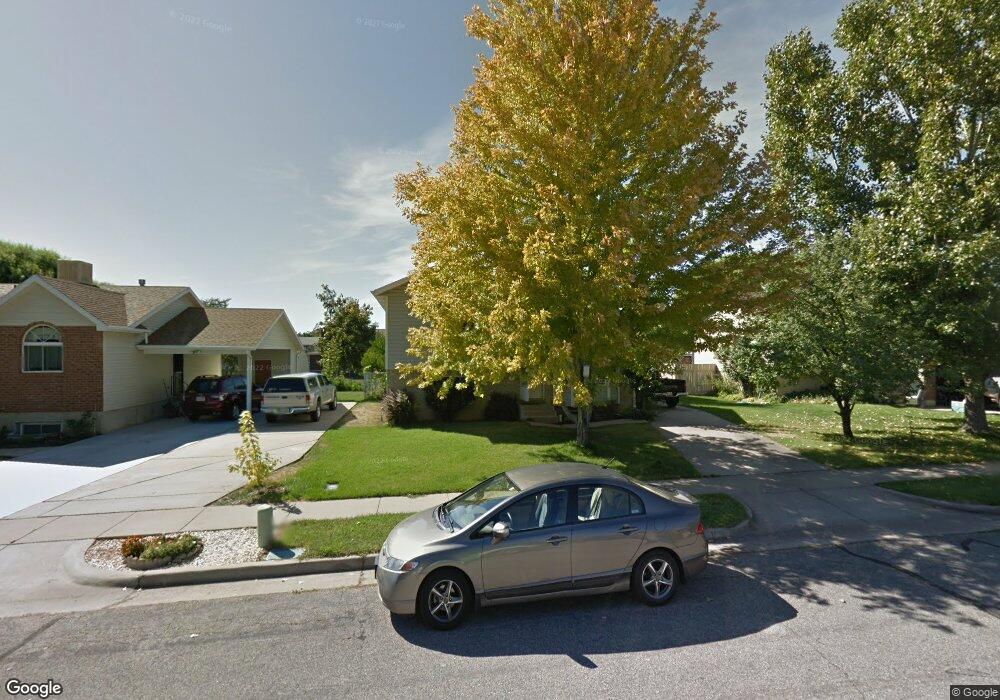 1115 N 200 W, Layton, UT 84041 - photo 1