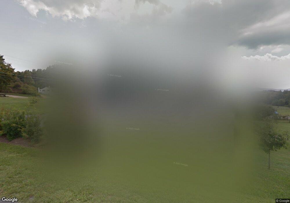 8 Hampton Dr, Stuarts Draft, VA 24477 - photo 1