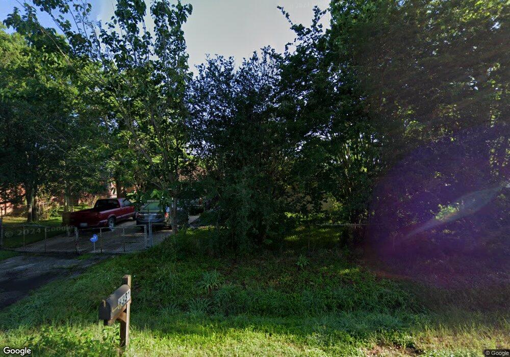 8331 Peekskill Ln, Houston, TX 77075 - photo 1