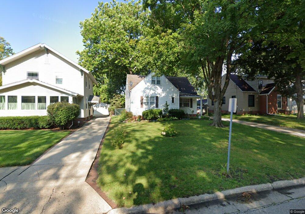 2804 48th St, Des Moines, IA 50310 - photo 1