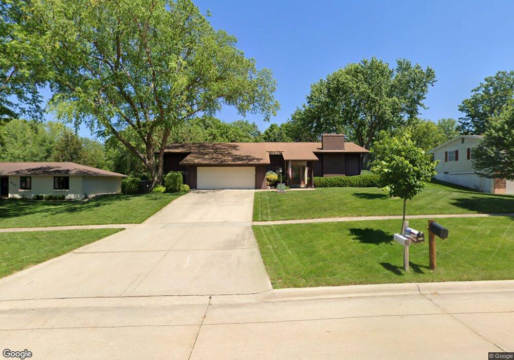 1104 Oak Park Blvd, Cedar Falls, IA 50613 - photo 1