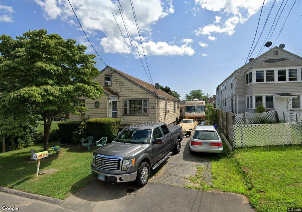 54 Columbus Ave, Stratford, CT 06615 - photo 1