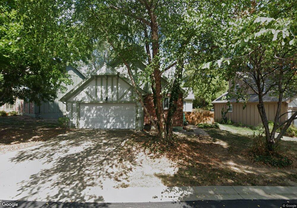 7205 Mastin St, Shawnee, KS 66203 - photo 1