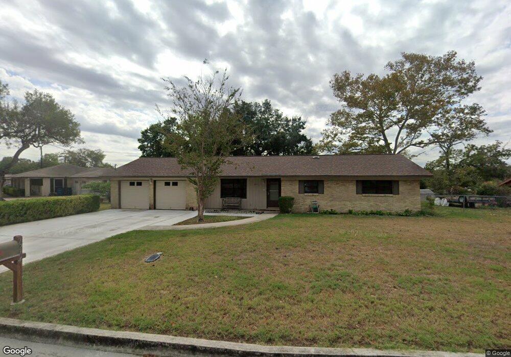 1214 Mooncrest, New Braunfels, TX 78130 - photo 1