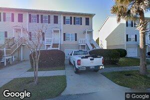 324 Laurel Oak Ln, Thunderbolt, GA 31404