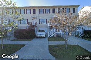 325 Laurel Oak Ln, Thunderbolt, GA 31404