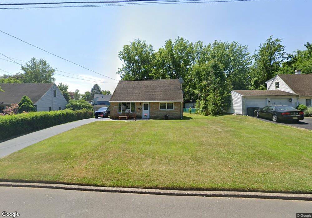 10 Wallace Ave, Ewing, NJ 08618 - photo 1