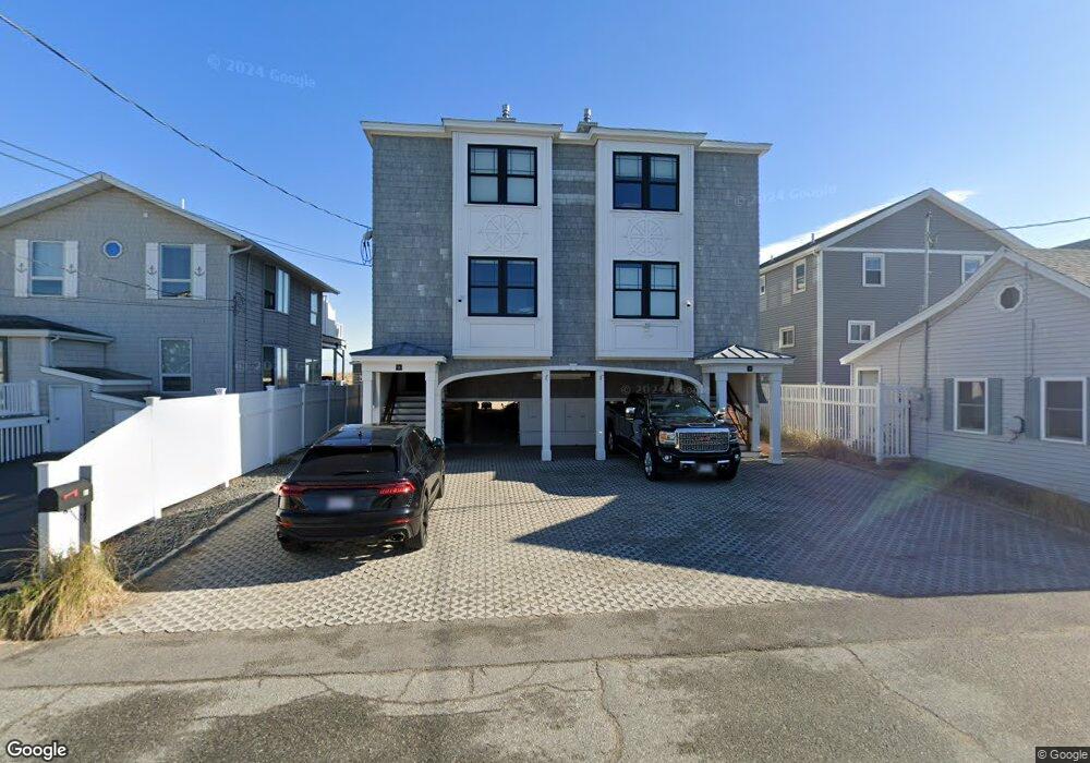 5 Commonwealth Ave, Seabrook, NH 03874 - photo 1