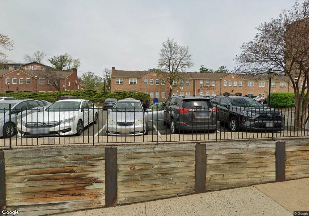 2869 Duke St unit 32, Alexandria, VA 22314 - photo 1