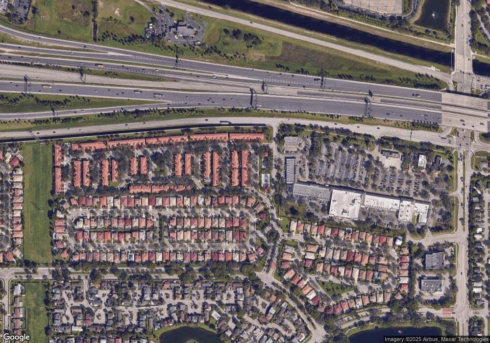 243 E Forest Oak Cir unit 14, Davie, FL 33325 - photo 1