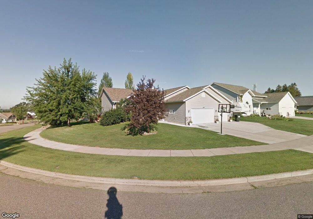 3002 W Ridge Dr, Eau Claire, WI 54703 - photo 1