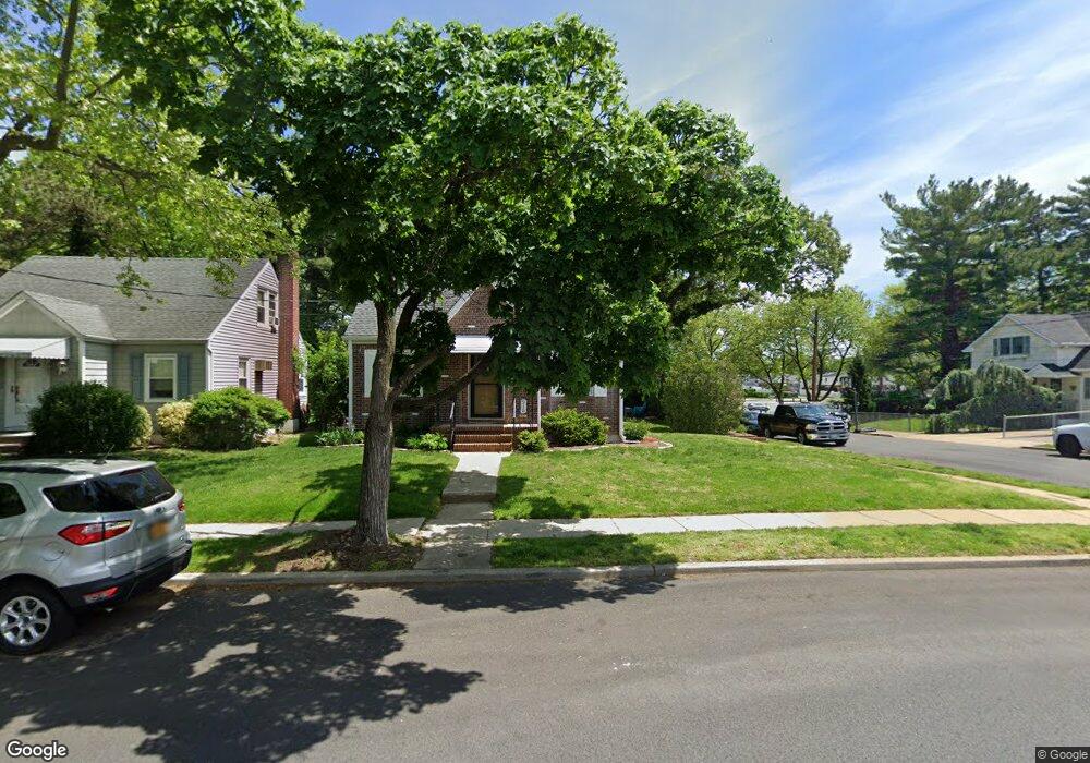 215 Jefferson St, Franklin Square, NY 11010 - photo 1