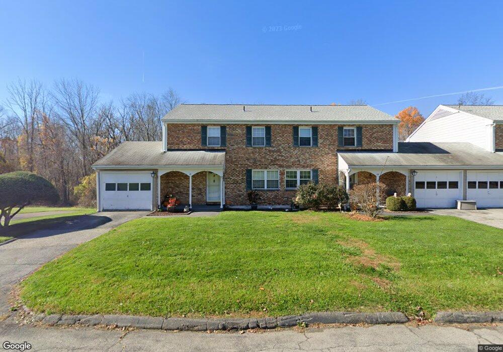 21 Whisconier Village unit 21, Brookfield, CT 06804 - photo 1