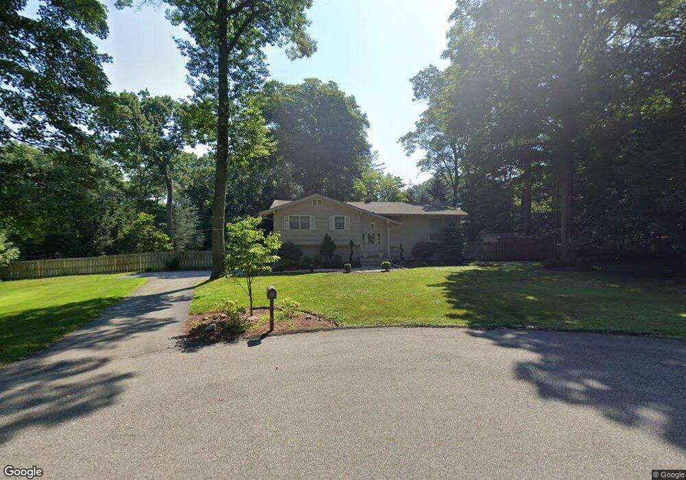 20 Ivy Place, Upper Saddle River, NJ 07458 - photo 1