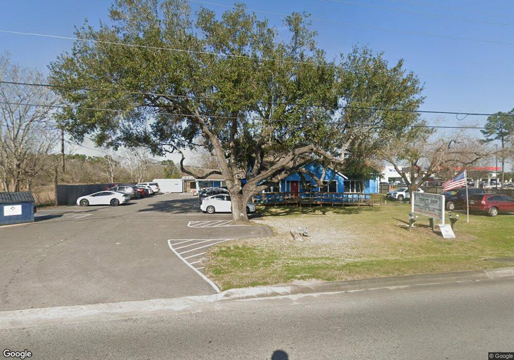 201 N Friendswood Dr, Friendswood, TX 77546 - photo 1