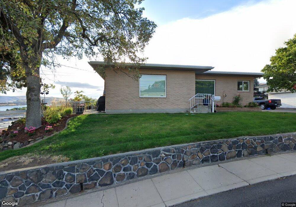 800 E 4th St, the Dalles, OR 97058 - photo 1