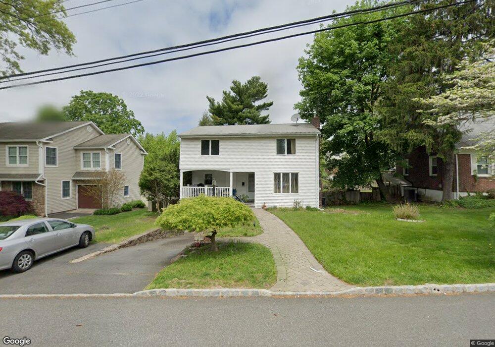 21 Crest Dr S, Cresskill, NJ 07626 - photo 1