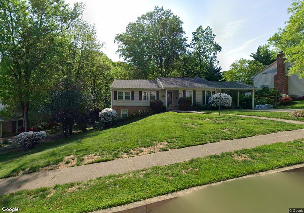 4612 Quarter Charge Dr, Annandale, VA 22003 - photo 1