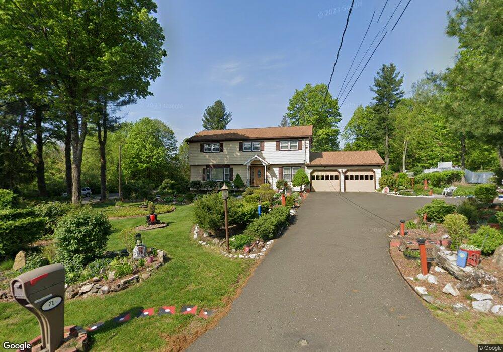 71 Teller Rd, Trumbull, CT 06611 - photo 1