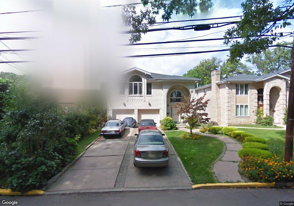 411 Chestnut St unit 1st Flr, Ridgefield, NJ 07657 - photo 1