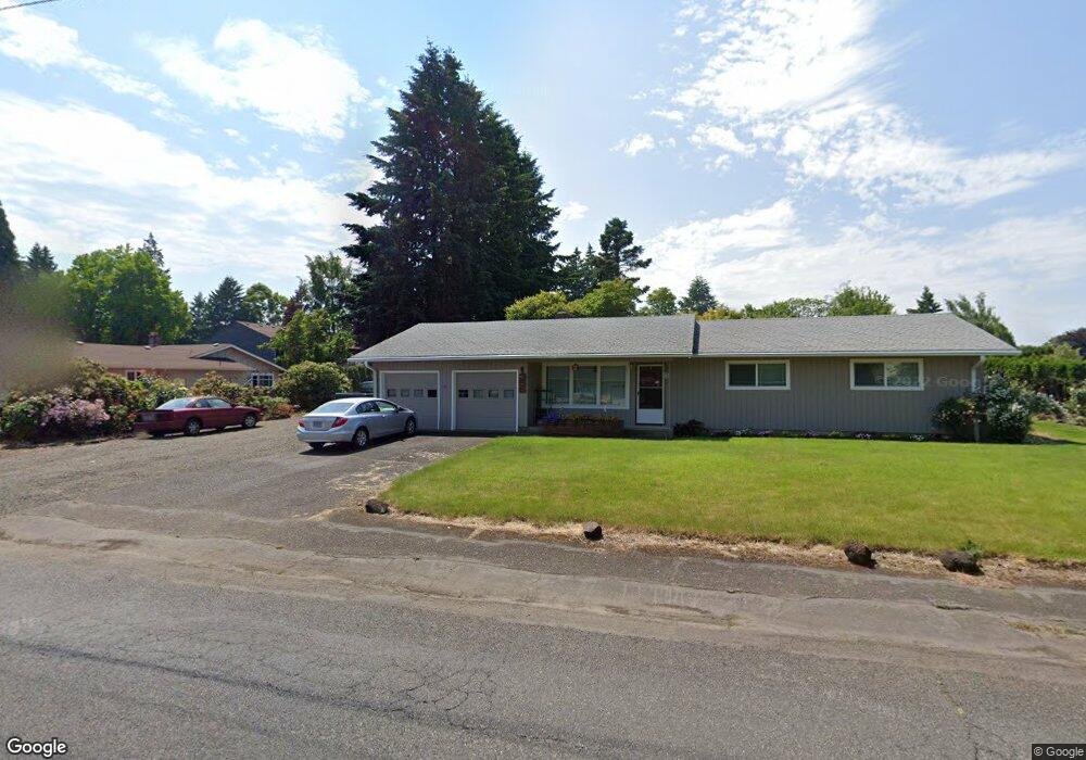 1355 N Pine St, Canby, OR 97013 - photo 1