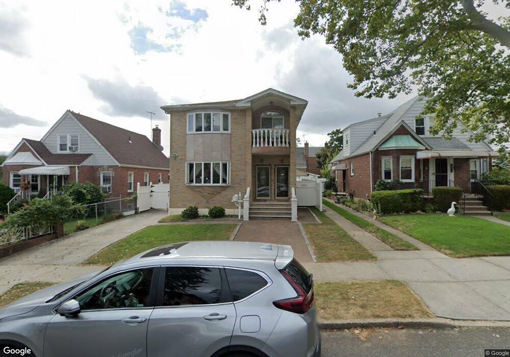 4640 192nd St, Flushing, NY 11358 - photo 1