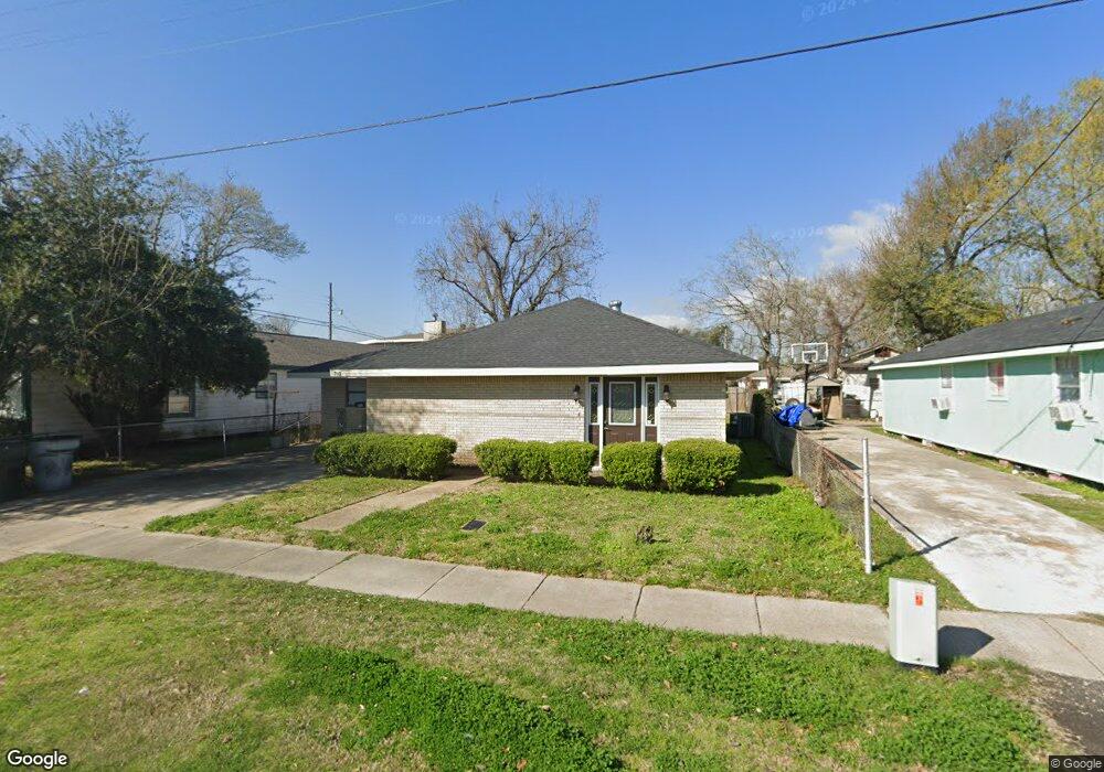 703 N Goos Blvd, Lake Charles, LA 70601 - photo 1